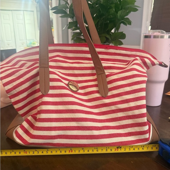 Striped Red and Tan Tommy Hilfiger bag - Picture 4 of 4